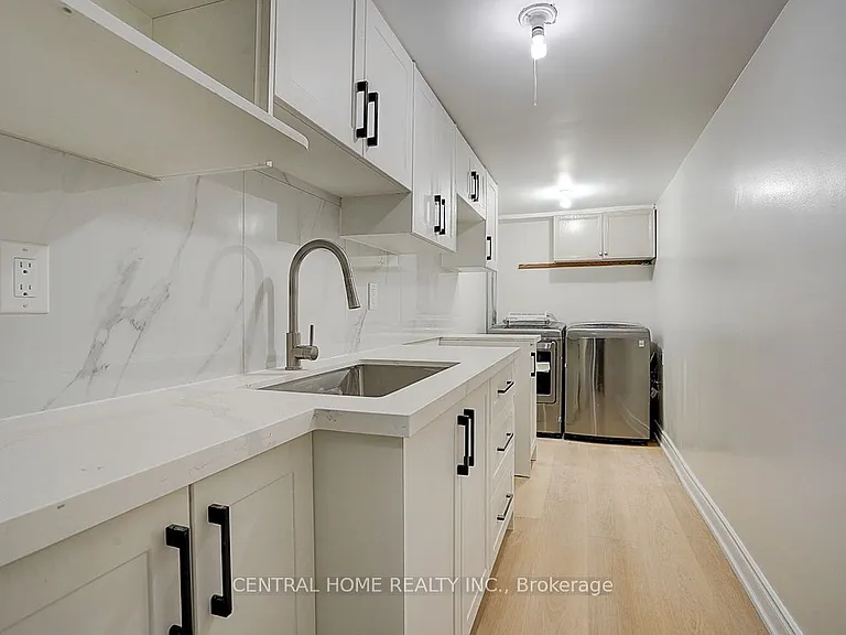 47 Stella Dr #BASEMENT — Photo 11