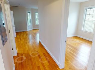 16 Marney St #2R, Cambridge, MA 02141