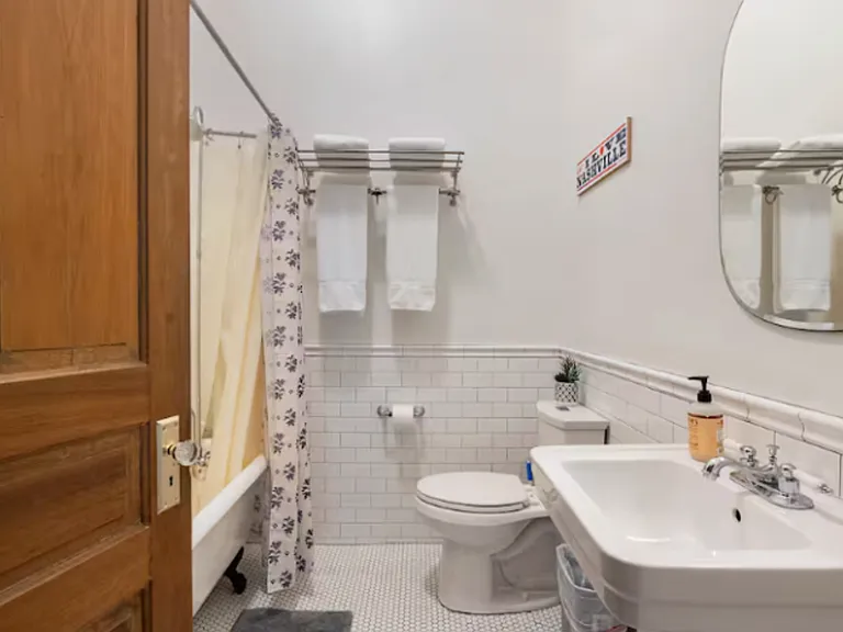 618 Shelby Ave — Photo 11