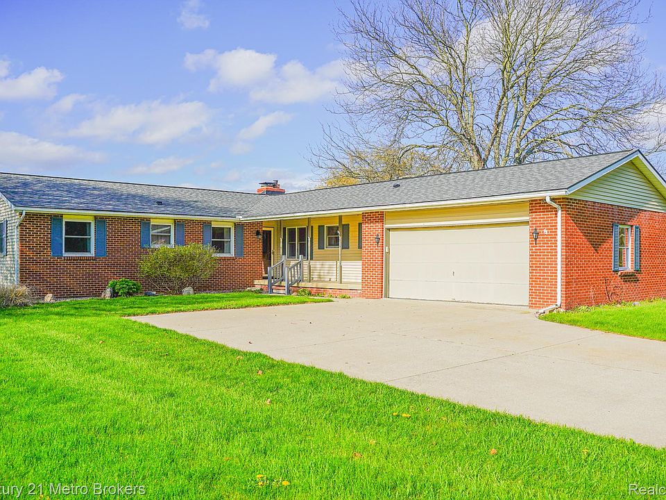 1st image of 5164 Pinecone Dr