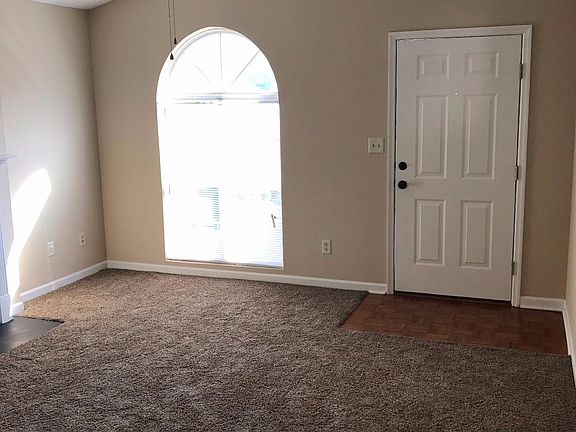 2nd image of 2568 Cashel Ct