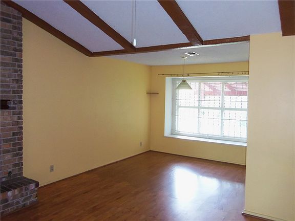 4th image of 9001 Lodge Ct