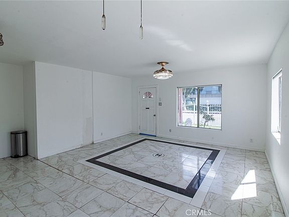 5th image of 16413 Downey Ave