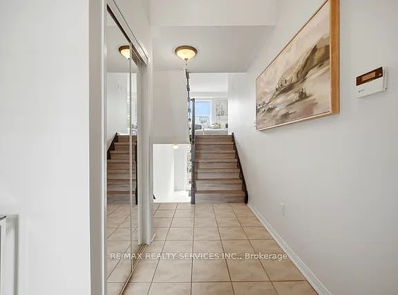 5th image of 75 Wilmont Ct