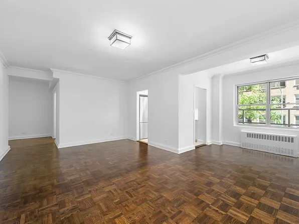 136 East 55th Street 06O image 1 of 6