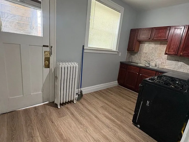 510 N Humphrey Ave — Photo 8