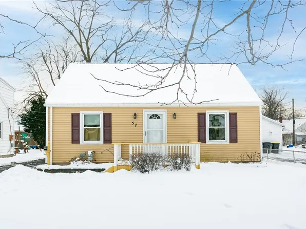 57 Bancroft Dr, Rochester, NY 14616