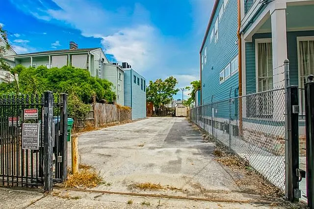 1716 Saint Charles Ave #A — Photo 22
