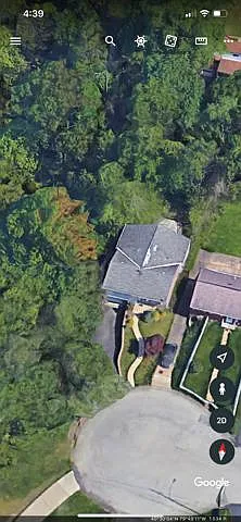 756 Sara Ln