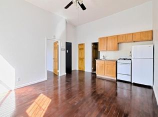 132 Lafayette Ave APT 2R, Brooklyn, NY 11238