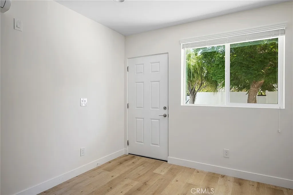 1 bed, 1.0 bath, 451 sqft, $2,250 — Photo 2