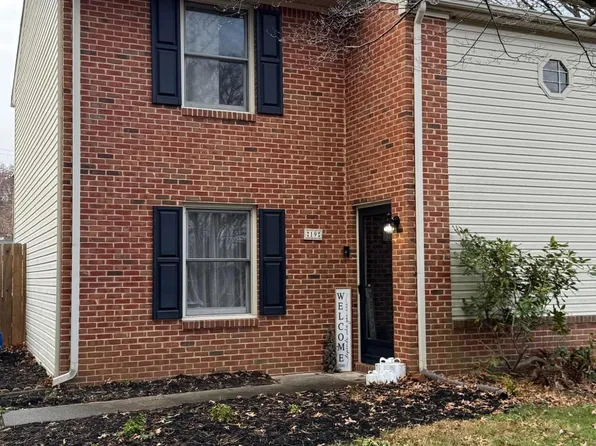 19 Hart Dr, Salem, VA 24153
