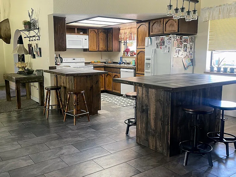 Kitchen/ living room