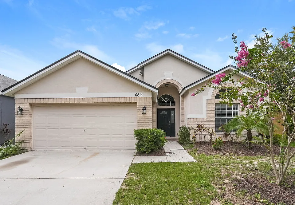 6814 Monarch Park Dr