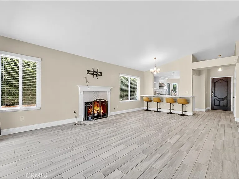 501 Roosevelt St — Photo 4