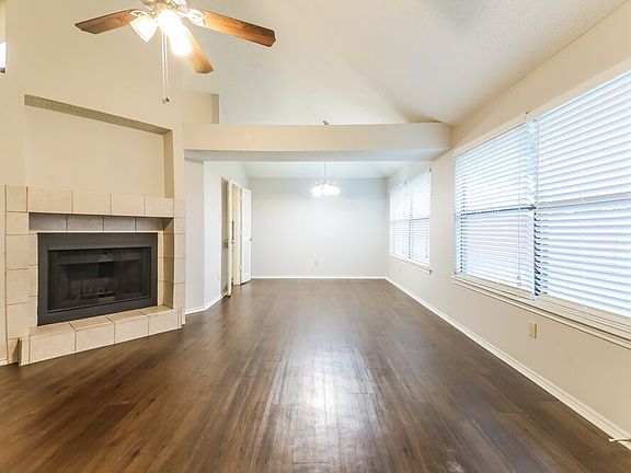 5th image of 3702 Knights Bridge Dr