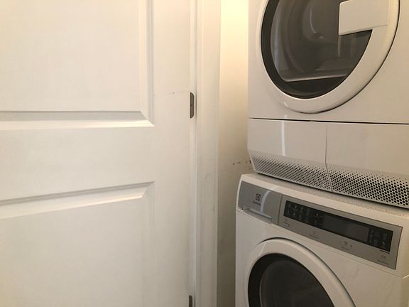 2nd image of 168 Harrison Ave #34E