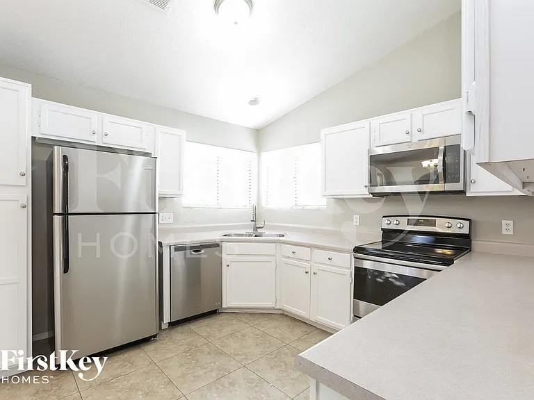7371 W Colter St — Photo 7