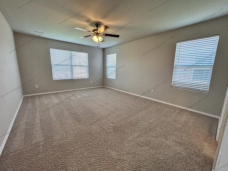 8015 Dogwood Dr — Photo 16