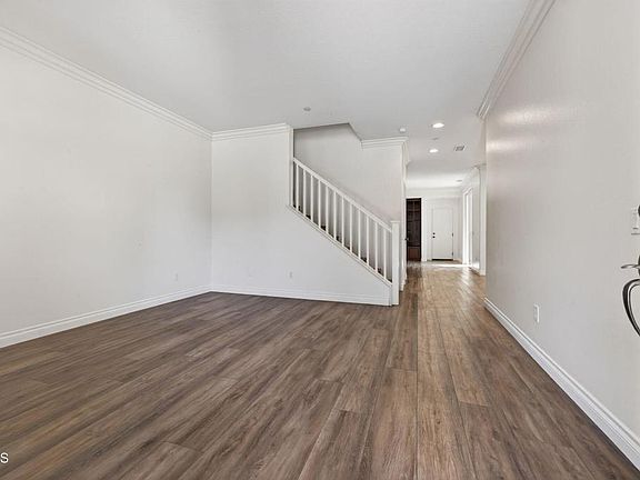4th image of 3258 London Ln