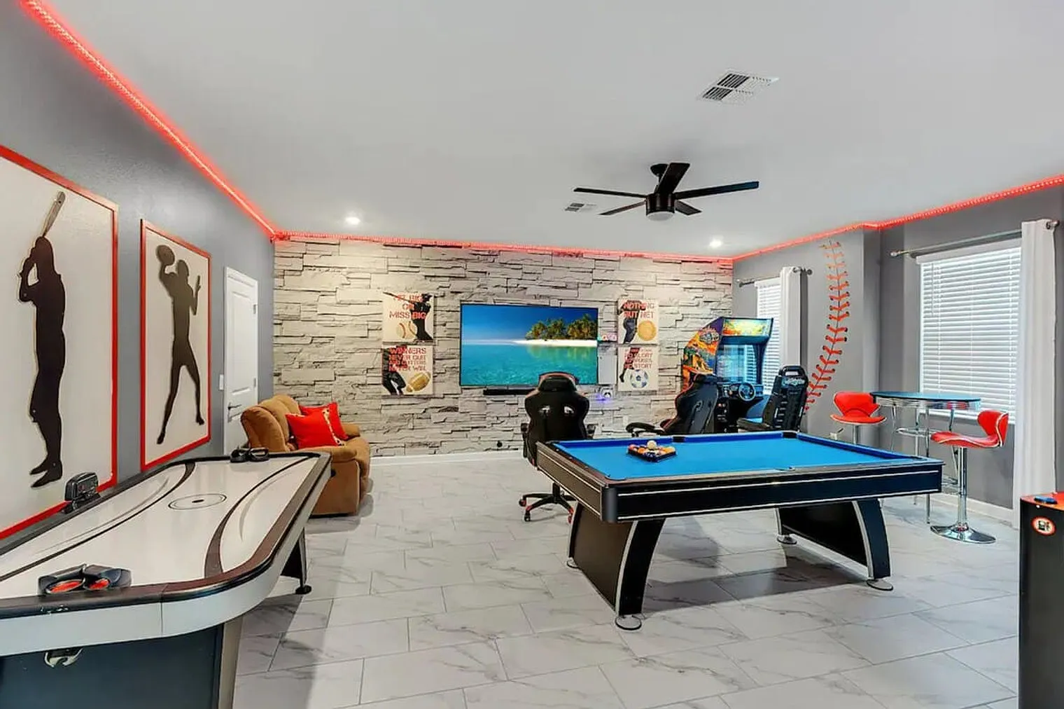8 bed, 5.0 bath, $10,244 — Photo 4