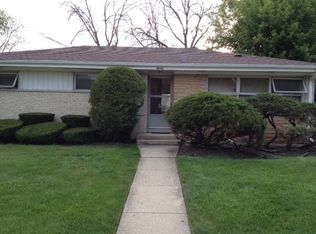 8942 Belleforte Ave, Morton Grove, IL