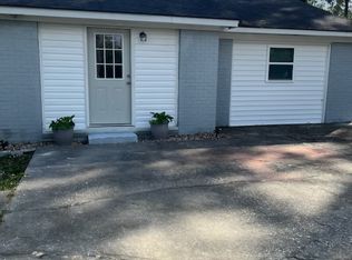 510 York Rd, Fayetteville, NC 28303
