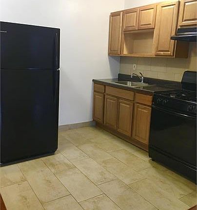 4th image of 249 Prospect St APT 12C