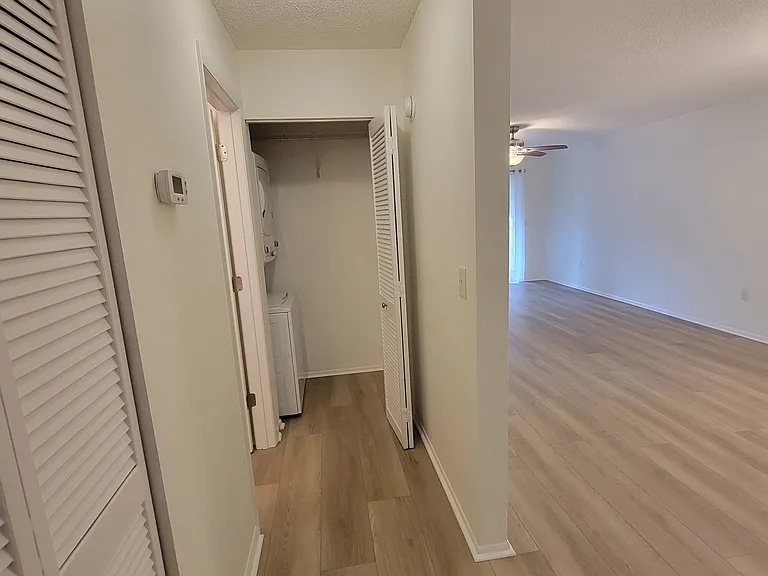 7237 Cloister Dr — Photo 17