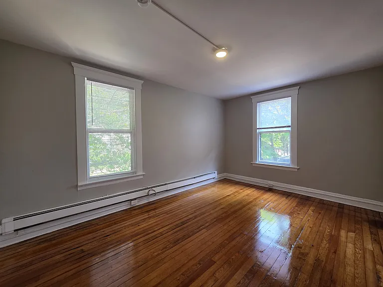 603 Howard Ave #B — Photo 7