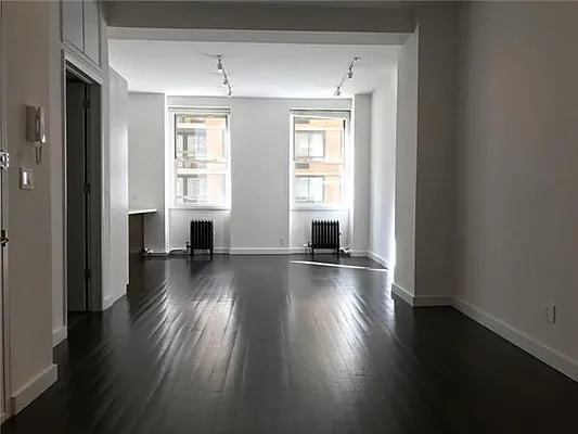 Rented by Triumph Property Group | media 15