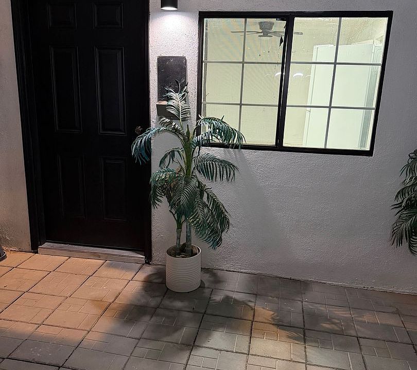 1st image of 839 W Orange Ave #1