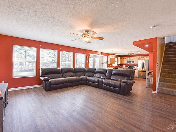 3rd image of 497 Park Pl