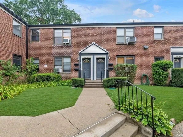 196-46 67th Ave 2nd Fl, Fresh Meadows, NY 11365