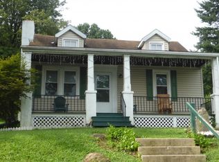 15 Mary St, Coatesville, PA 19320