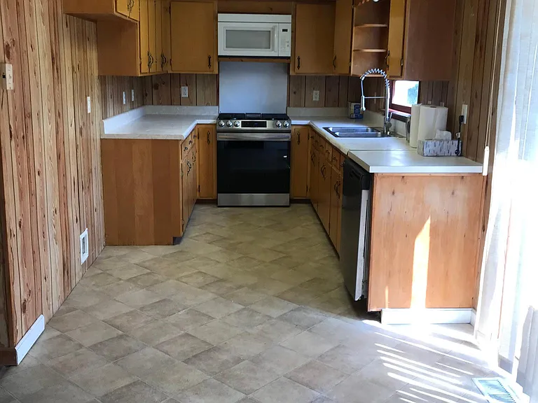 2939 Blaylock Rd — Photo 6