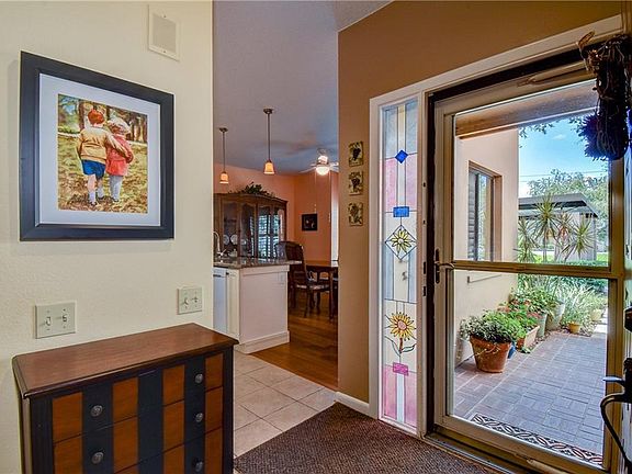 3rd image of 1707 Lake Cypress Dr
