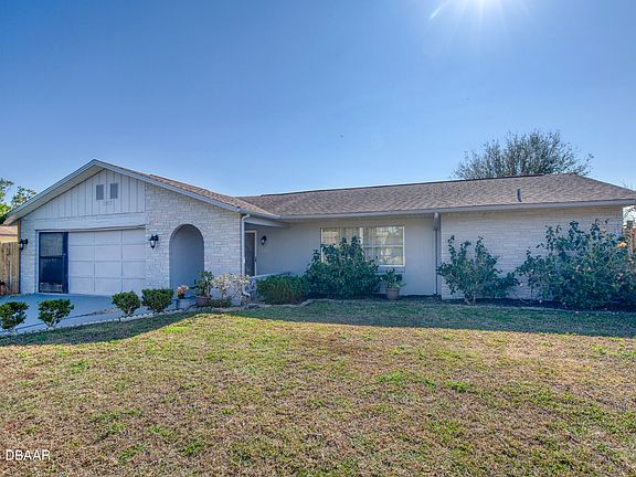 2nd image of 1088 Kingswood Way