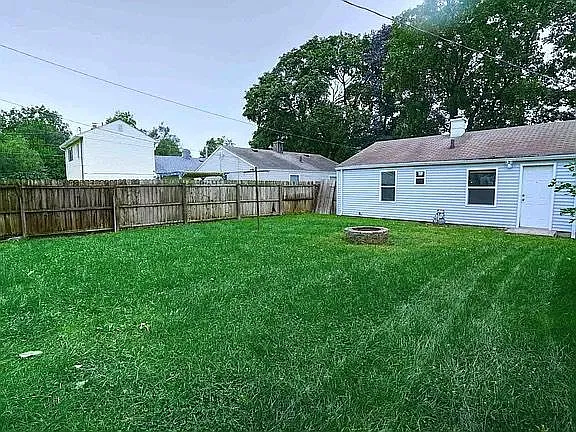 2 bed, 720 sqft, $1,000 — Photo 2