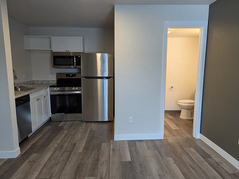 640 E Idaho St #203 — Photo 5