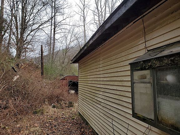 2nd image of 7034 Kanawha State Forest Dr