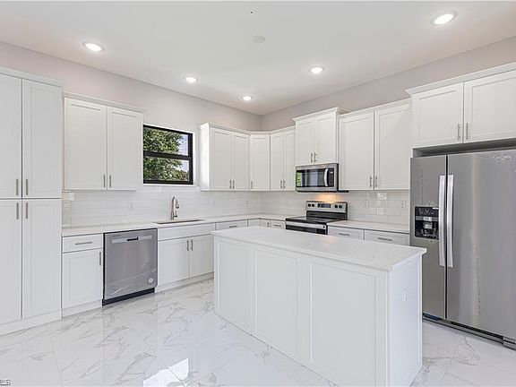 4th image of 3002 11th ST W
