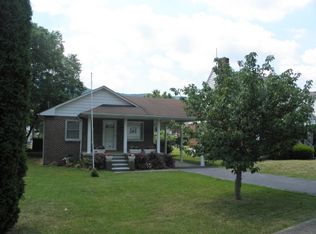 1211 Augusta St, Bluefield, WV 24701