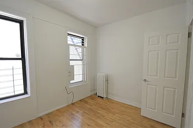 Rented by CITY SKYLINE REALTY INC