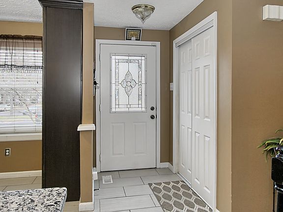 5th image of 13640 Forest Pond Ct