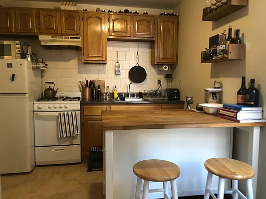 Rented by Loftey LLC | media 56