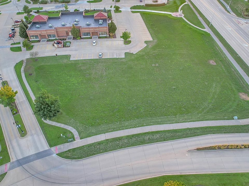2nd image of 2730 Philo Rd