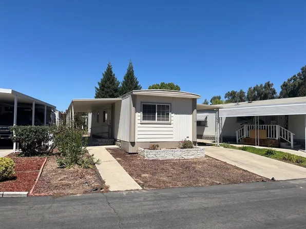 1300 W Olson Ave Spc 46, Reedley, CA 93654