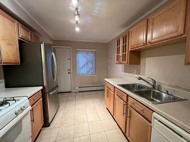 6350 N Ridgeway Ave #2S — Photo 15