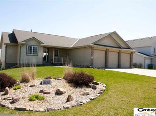 4023 Buccaneer Blvd, Plattsmouth, NE 68048